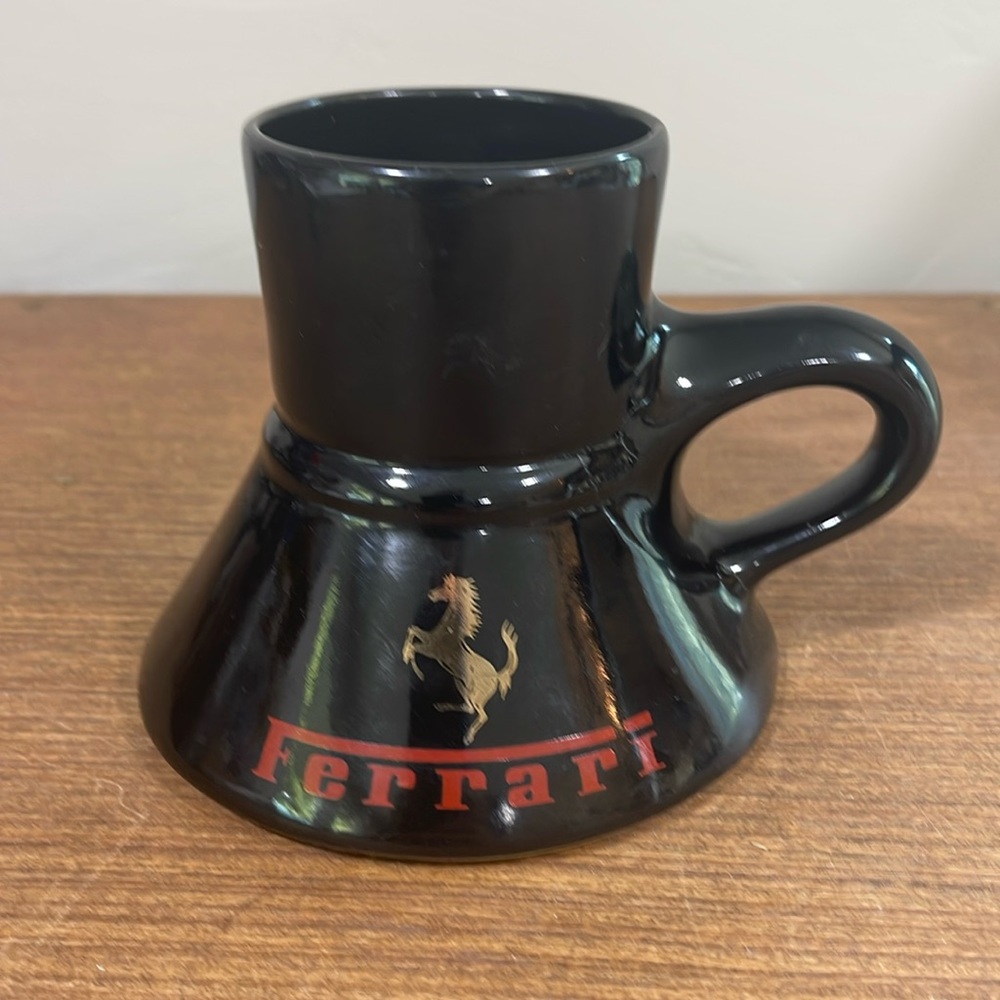 Vintage Ferrari Travel Mug Spill Skid Proof  Bottom Pre-owned